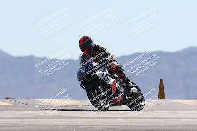 media/Oct-13-2025-Moto Forza (Mon) [[a66d839500]]/3-B Group/Session 4 (Turn 9)/